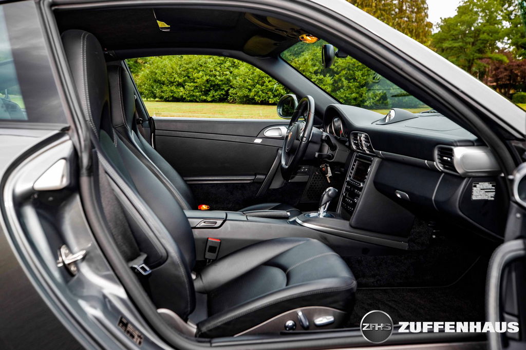 Porsche 997.2 Carrera 4S