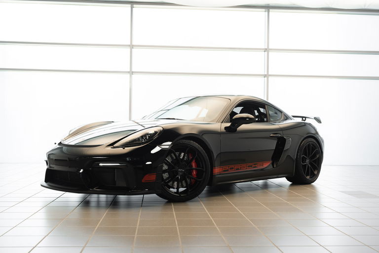 Porsche 718 Cayman GT4