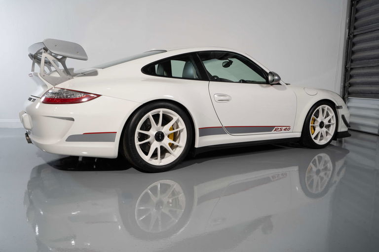 Porsche 997 GT3 RS 4.0