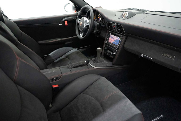 Porsche 997 GT3 RS 4.0