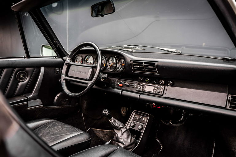 Porsche 911 Carrera 3.2 (US)