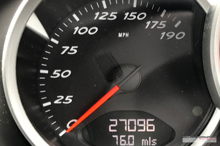 Porsche 987 Cayman R