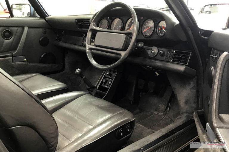 Porsche 911 Carrera 3.2