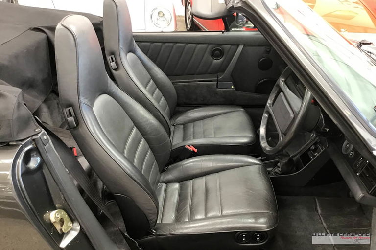 Porsche 911 Carrera 3.2