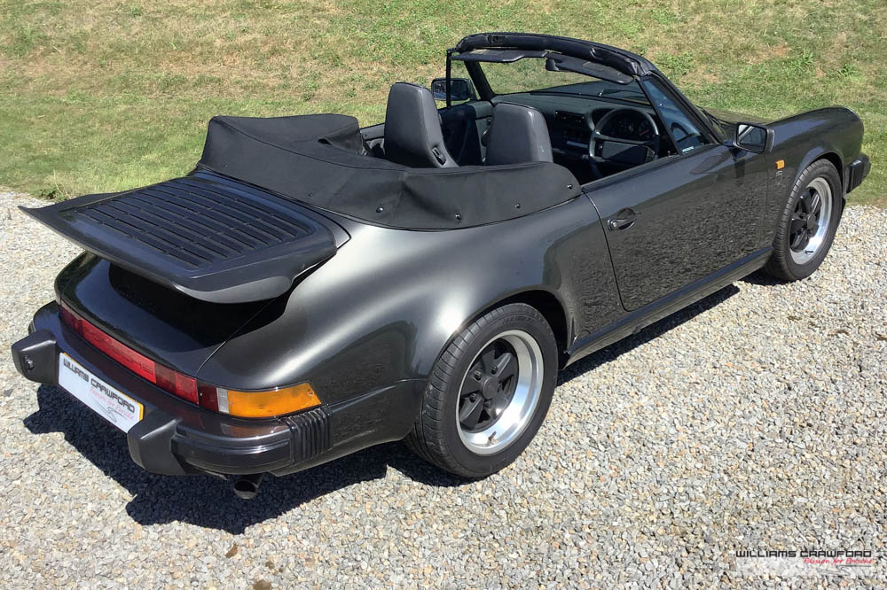 Porsche 911 Carrera 3.2