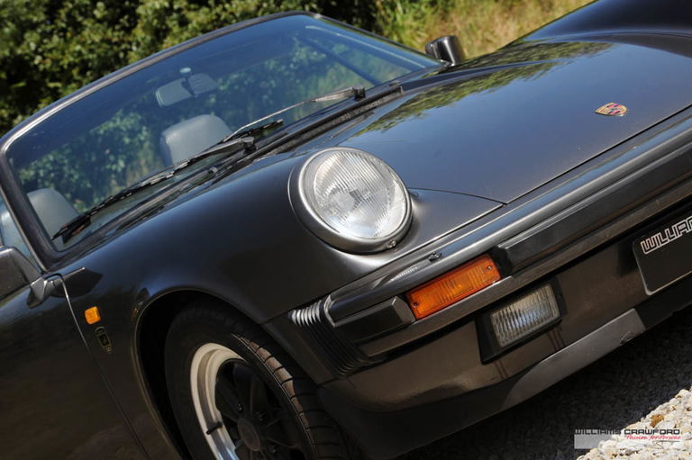 Porsche 911 Carrera 3.2