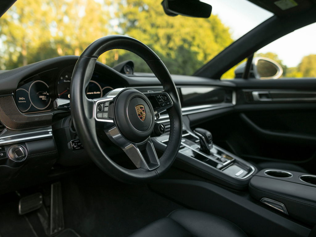 Porsche Panamera Turbo