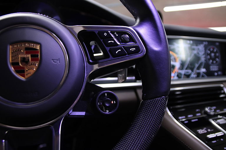 Porsche Panamera 4S