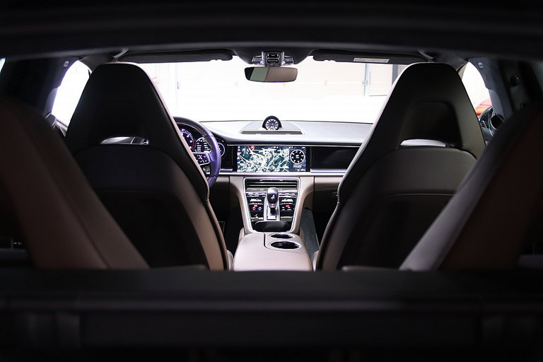 Porsche Panamera 4S