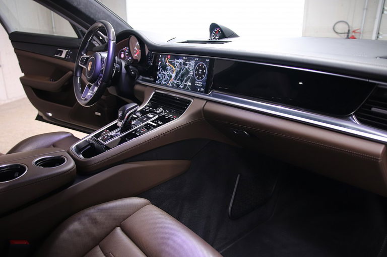 Porsche Panamera 4S
