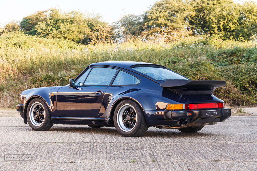 Porsche 911 Turbo 3.3