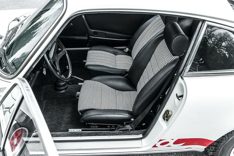 Porsche 911 Carrera RS