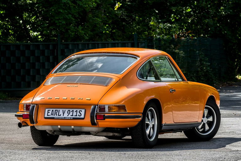 Porsche 911 S (F-Modell)