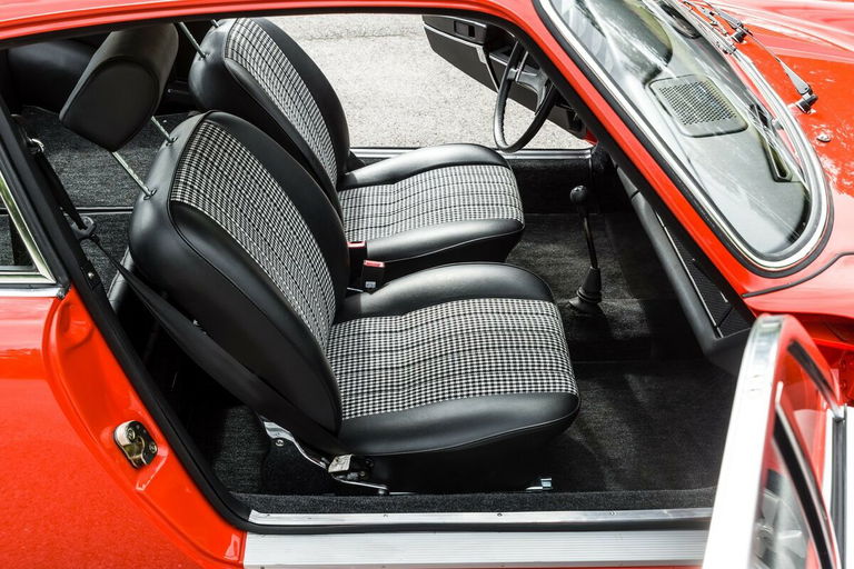 Porsche 911 S (F-Modell)