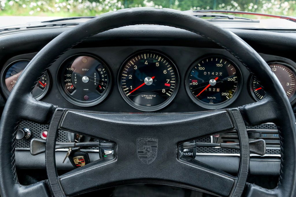 Porsche 911 S (F-Modell)