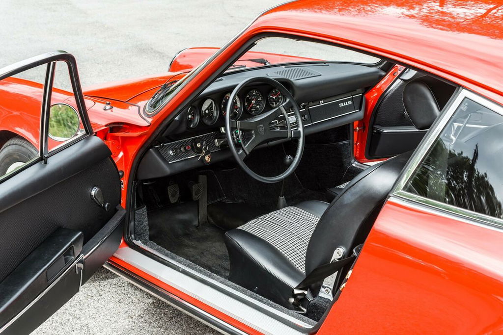 Porsche 911 S (F-Modell)