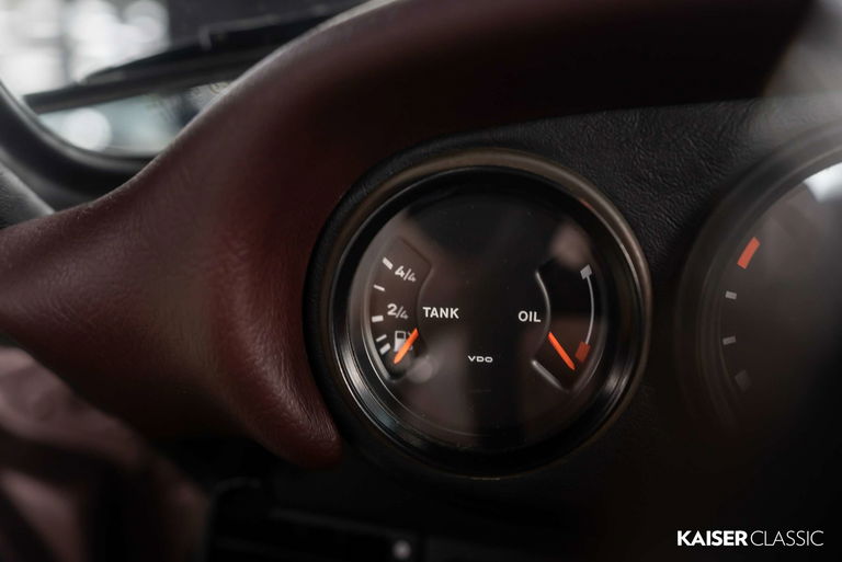 Porsche 911 Carrera 3.2 (US)