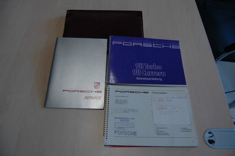 Porsche 911 Carrera 3.2