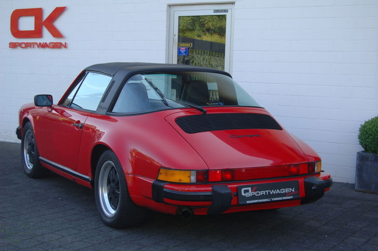 Porsche 911 Carrera 3.2