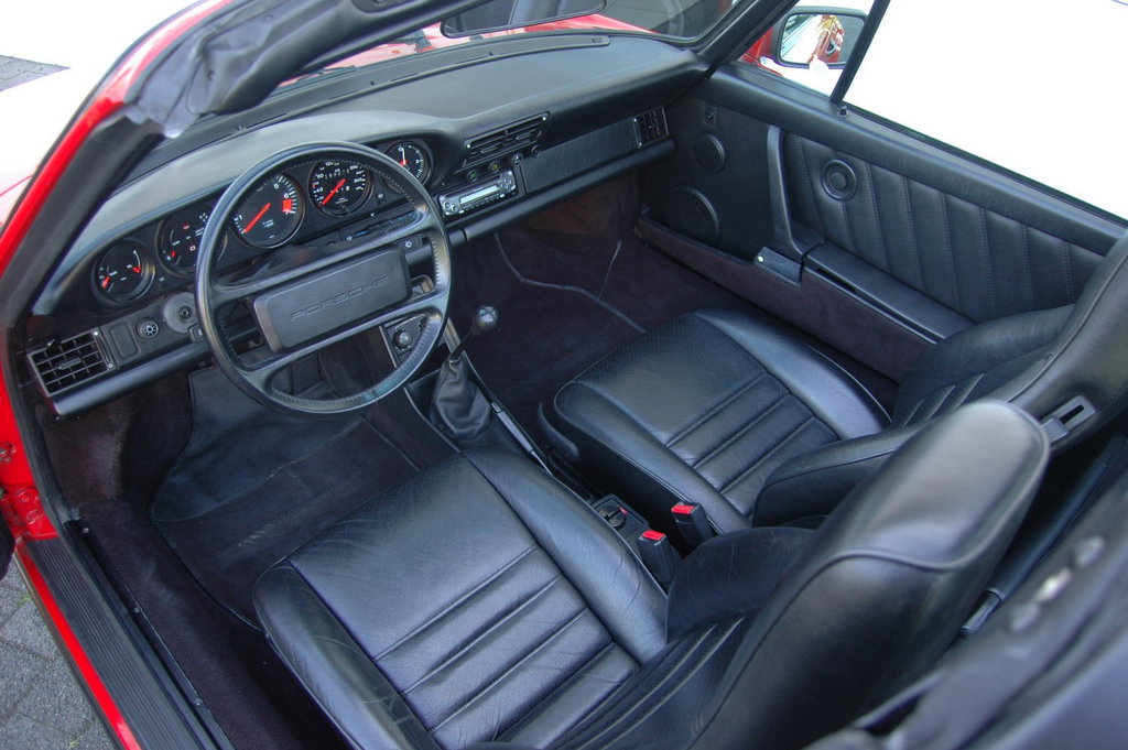 Porsche 911 Carrera 3.2