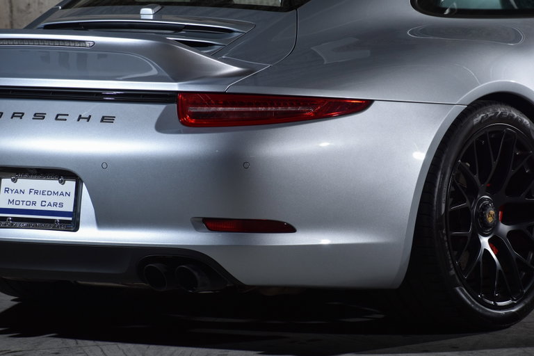 Porsche 991 Carrera GTS