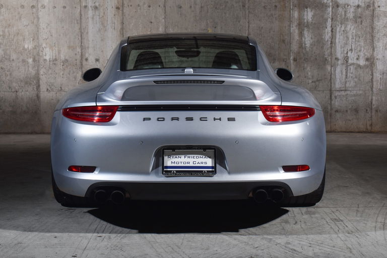 Porsche 991 Carrera GTS
