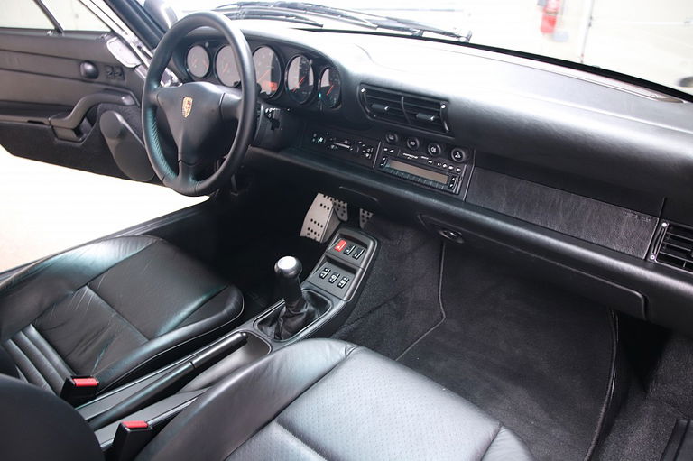 Porsche 993 Carrera 4S