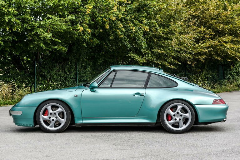 Porsche 993 Carrera 4S