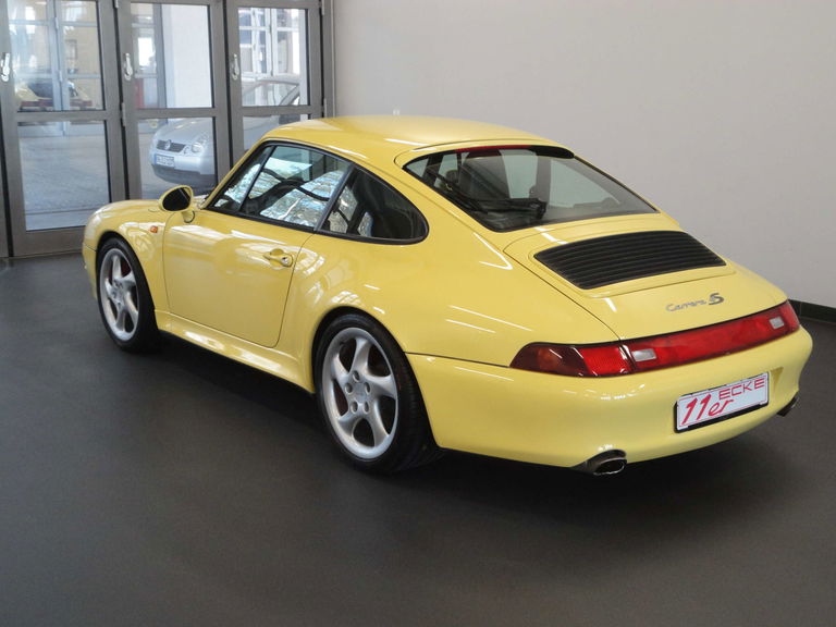 Porsche 993 Carrera 4S