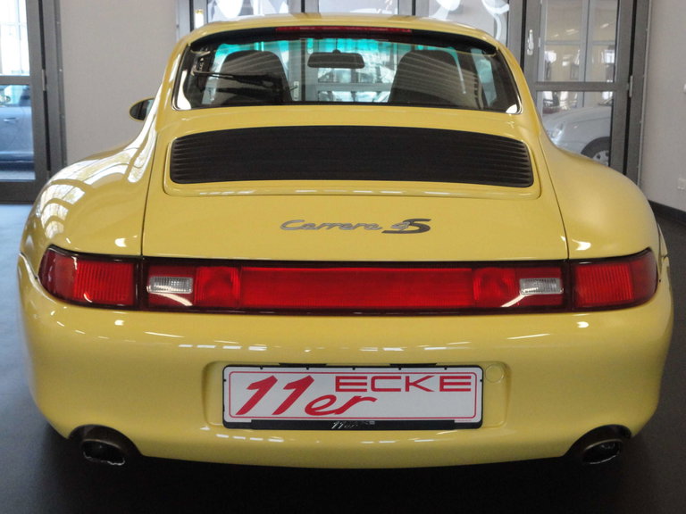 Porsche 993 Carrera 4S