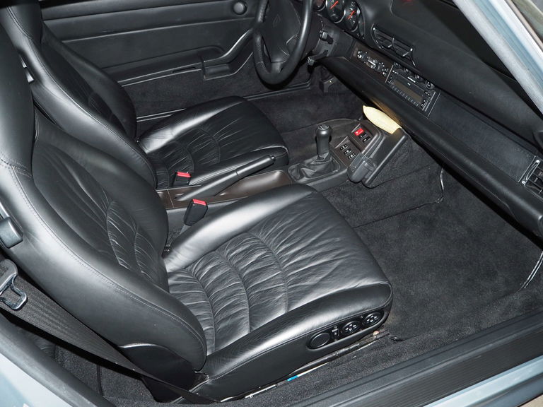 Porsche 993 Carrera 4S