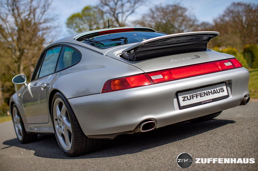 Porsche 993 Carrera 4S