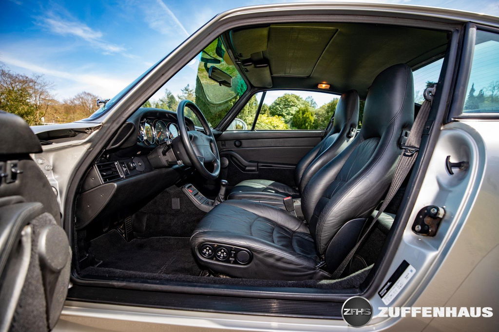 Porsche 993 Carrera 4S