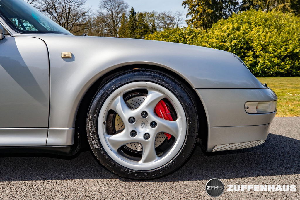 Porsche 993 Carrera 4S