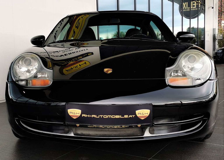 Porsche 996 Carrera 4