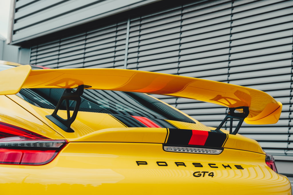 Porsche 981 Cayman GT4