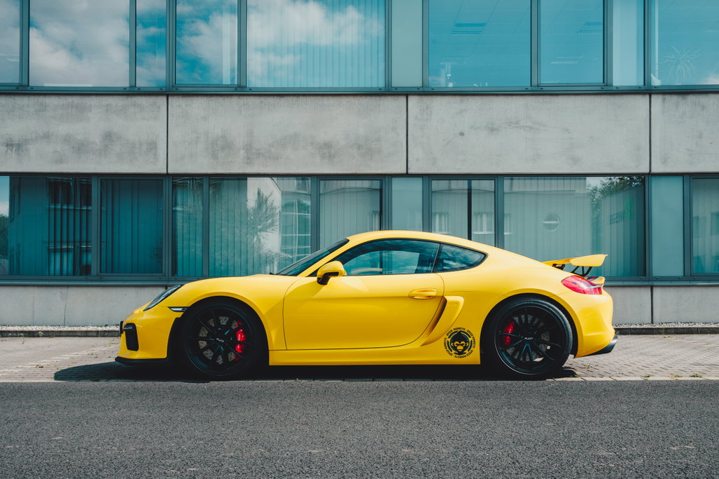 Porsche 981 Cayman GT4
