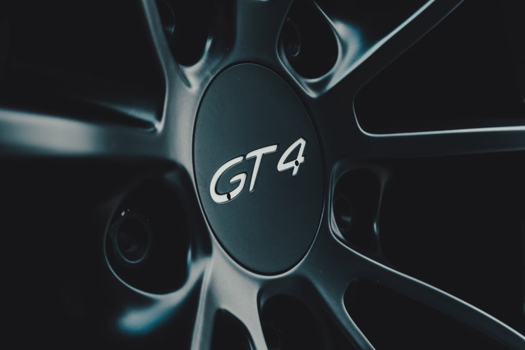 Porsche 981 Cayman GT4