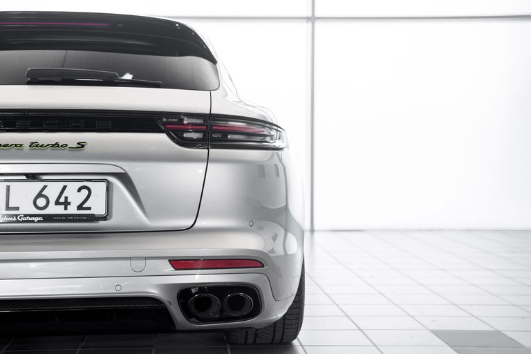 Porsche Panamera Turbo S E-Hybrid