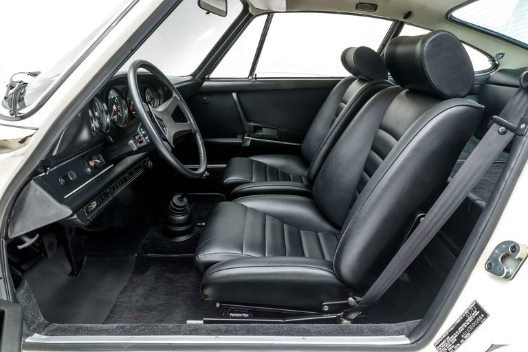 Porsche 911 Carrera RS