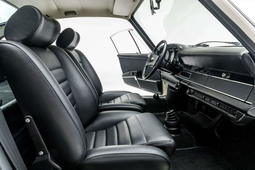 Porsche 911 Carrera RS