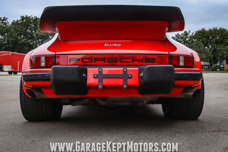 Porsche 911 Turbo 3.3 (US)