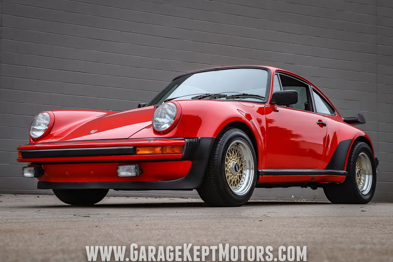 Porsche 911 Turbo 3.3 (US)