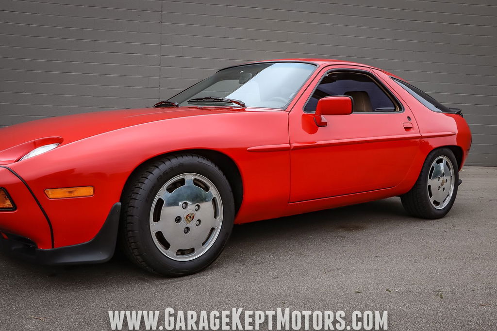 Porsche 928 S
