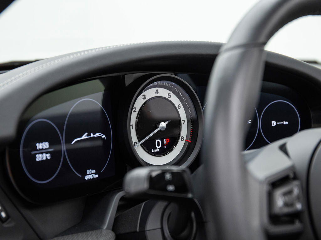 Porsche 992 Carrera 4S