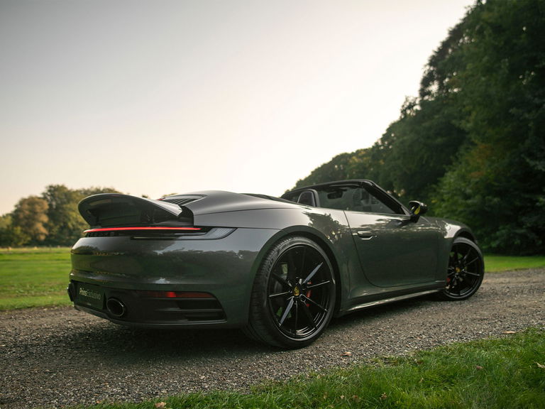 Porsche 992 Carrera 4S