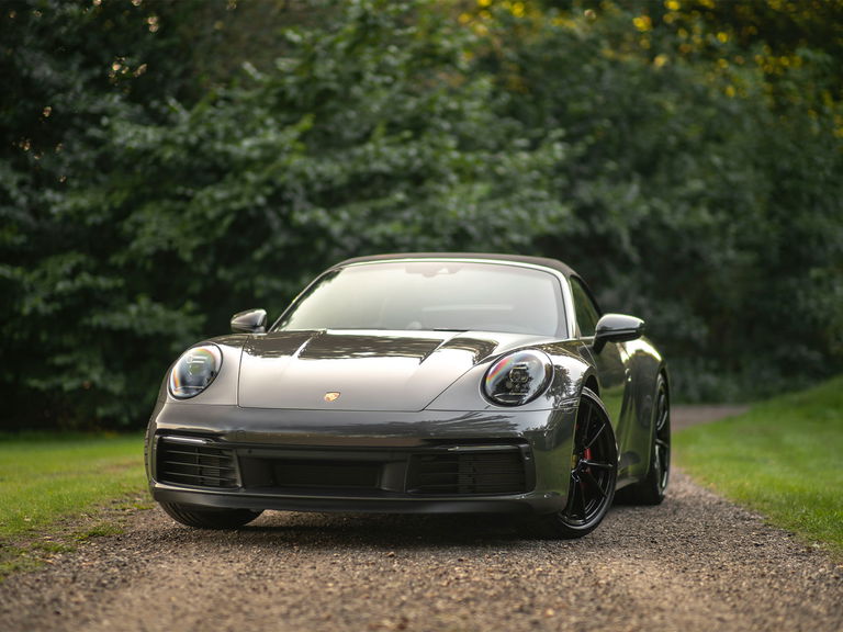 Porsche 992 Carrera 4S
