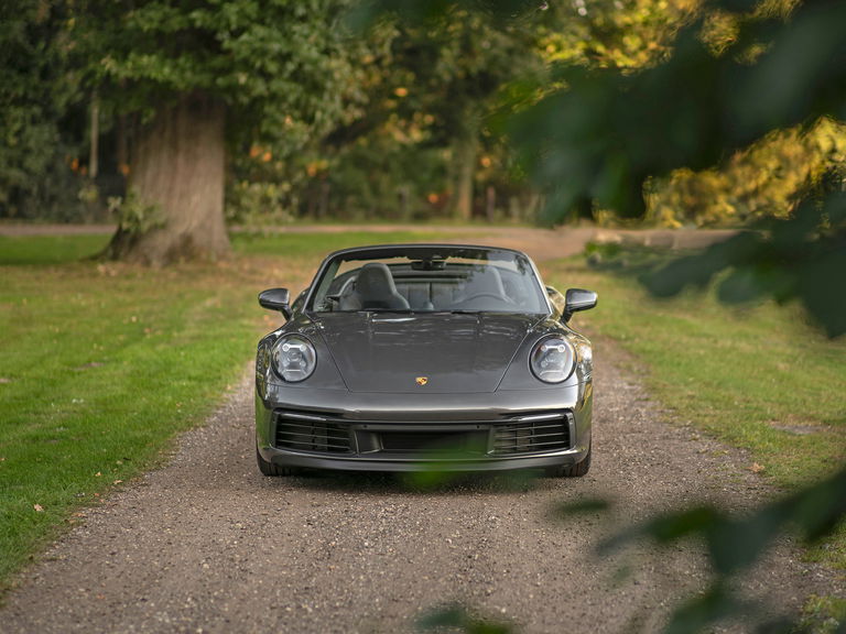 Porsche 992 Carrera 4S