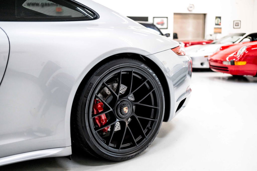 Porsche 991.2 Carrera 4 GTS