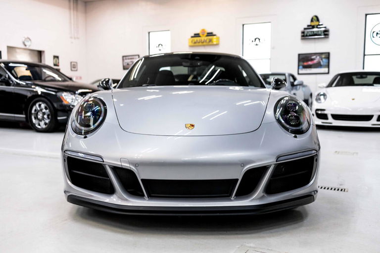 Porsche 991.2 Carrera 4 GTS